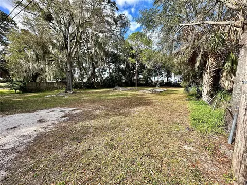 3730 Lake Blue Dr NW, Winter Haven, FL 33881