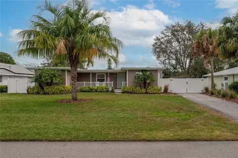 116 Pasco Rd, Winter Haven, FL 33884