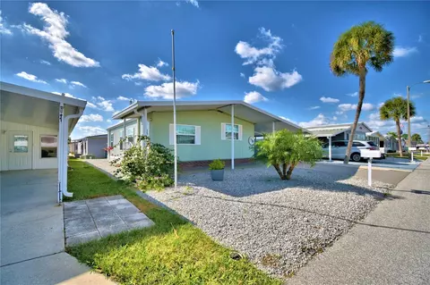 4112 Sprucewood St, Winter Haven, FL 33880