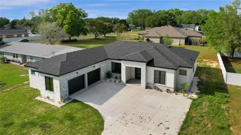 3708 Clubhouse Rd, Lakeland, FL 33812