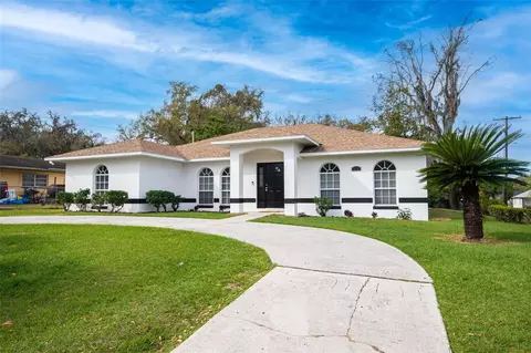 805 S 6th Ave, Bartow, FL 33830