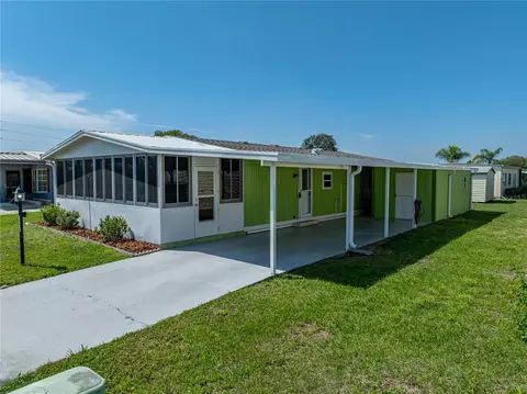 6771 Brentwood Dr NE, Winter Haven, FL 33881