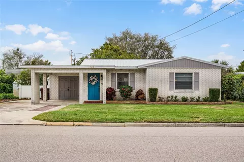 124 S 8th St, Haines City, FL 33844