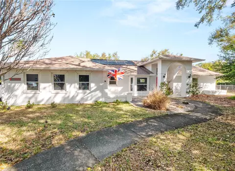 1192 Kinsmen Dr, Auburndale, FL 33823