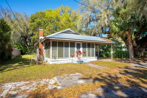 112 1st St NW, Fort Meade, FL 33841