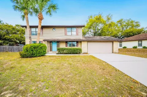 2607 Crest Dr, Haines City, FL 33844