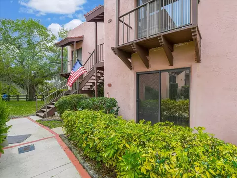 104 La Casa #104, Lake Wales, FL 33898