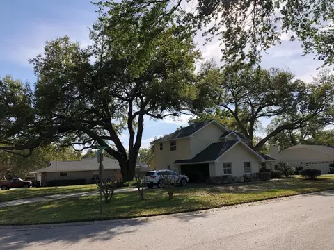 905 Woodrow Dr, Auburndale, FL 33823