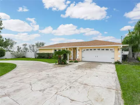 241 7th St S, Lake Hamilton, FL 33851