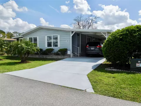 6482 Peppertree Path NE, Winter Haven, FL 33881