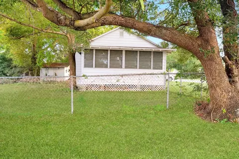 4031 Palmetto Ave SE, Highland City, FL 33846