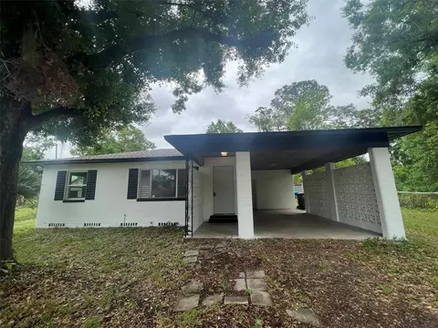 2702 N Wilder Rd, Plant City, FL 33565