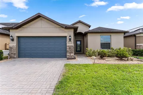 445 Pontevedra Rd, Davenport, FL 33837