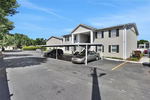 689 Lake Howard Dr NW #115, Winter Haven, FL 33880