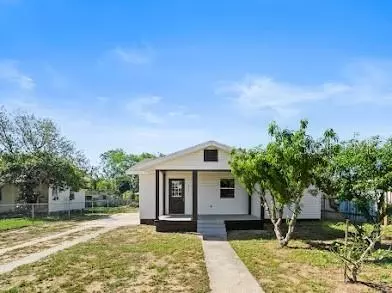 416 E Frederick Ave, Dundee, FL 33838
