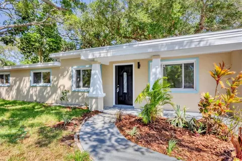 5623 25th St W, Bradenton, FL 34207