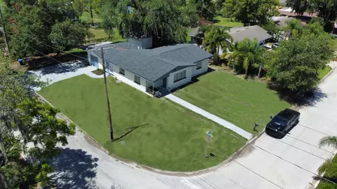 690 Avenue D NE, Winter Haven, FL 33881