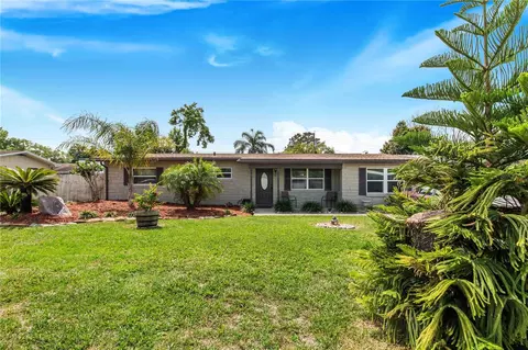 275 E Thelma St, Lake Alfred, FL 33850