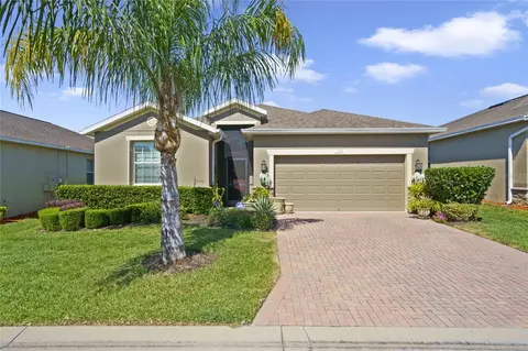 3705 Huntington Ln, Winter Haven, FL 33884