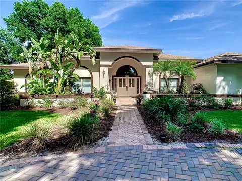 4 Lefe Ct, Haines City, FL 33844