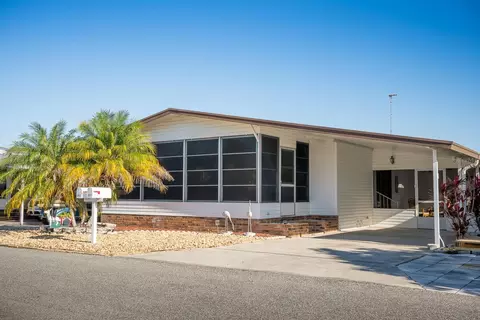 4533 Redwood St, Winter Haven, FL 33880