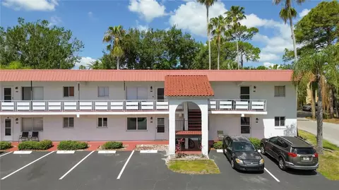 1100 Martinique Dr #102, Winter Haven, FL 33884