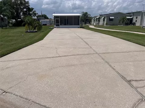 5180 Island View Cir S, Polk City, FL 33868