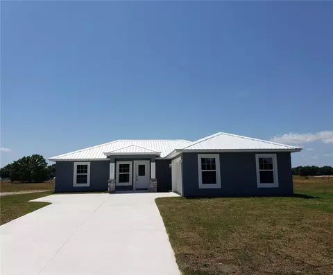 7040 Golf Club Dr, Sebring, FL 33876
