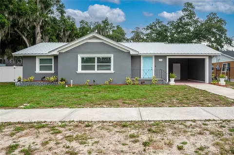 210 8th St SE, Winter Haven, FL 33880