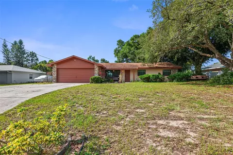 635 E Pierce St, Lake Alfred, FL 33850