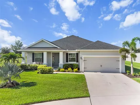 193 Walkers Point Dr, Auburndale, FL 33823