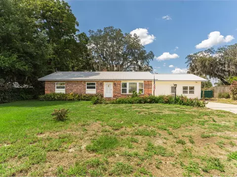 745 W Pierce St, Lake Alfred, FL 33850