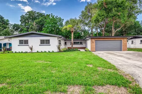 36 Golfview Cir NE, Winter Haven, FL 33881