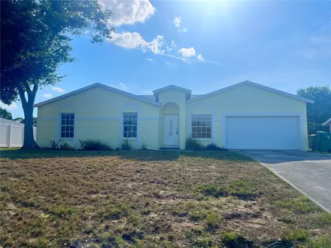 1004 Edmund Ave, Dundee, FL 33838