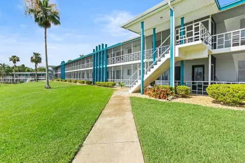 1600 W Lake Parker Dr #C8, Lakeland, FL 33805