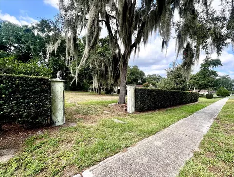 9 East Highland Drive, Lakeland, FL 33813
