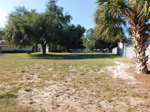 62 Harbour Dr, Winter Haven, FL 33884