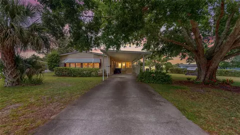 7028 Tamarind Dr, Lake Wales, FL 33898