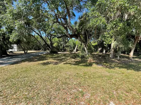 71 Rosalie Oaks Blvd, Lake Wales, FL 33898