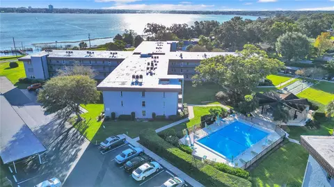 333 Lake Howard Dr NW #104B, Winter Haven, FL 33880