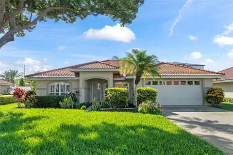 136 Morning Glory Cir, Winter Haven, FL 33884
