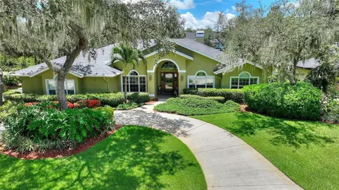 5 Bridgewater Dr, Winter Haven, FL 33884