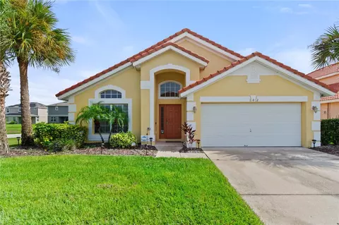 102 Paloma Dr, Davenport, FL 33837