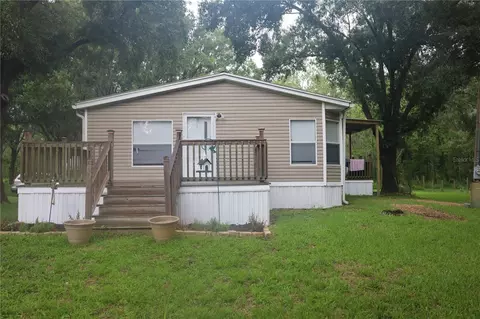 1301 Dean St, Mulberry, FL 33860