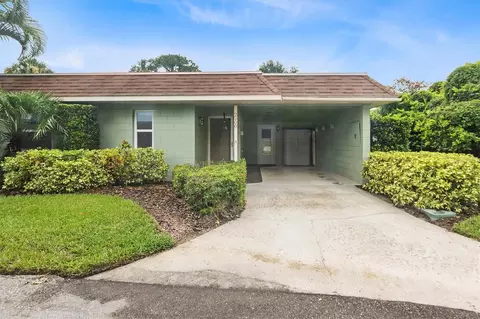 2200 Starboard NW, Winter Haven, FL 33881