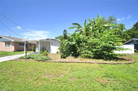 105 Longfellow Rd, Winter Haven, FL 33884