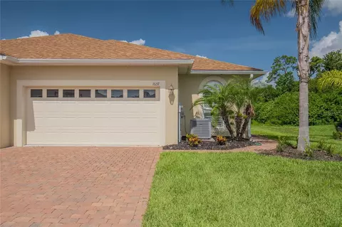 1657 Vienna Square Dr, Winter Haven, FL 33884