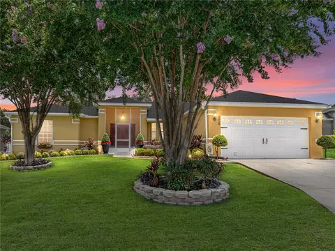 8858 Pebblebrooke Dr, Lakeland, FL 33810