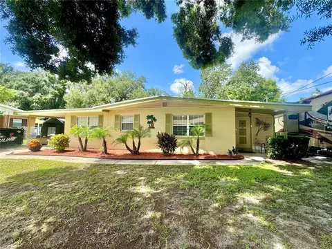 1445 10th Ct NE, Winter Haven, FL 33881