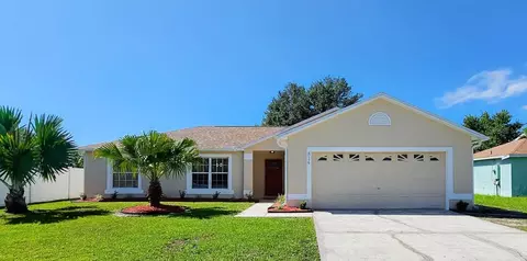 814 Cabaret Ct, Kissimmee, FL 34759